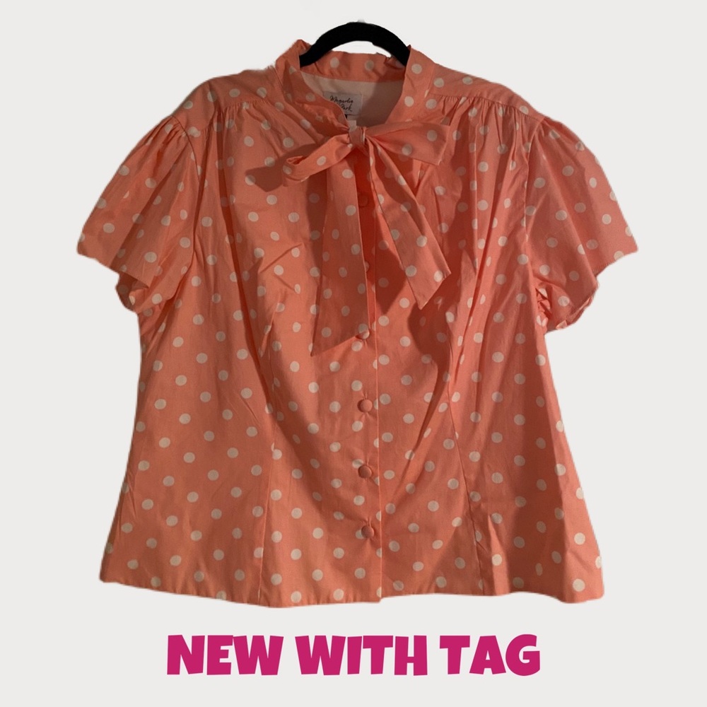 NWT Retro Pink Bow Blouse ✨👚✨
